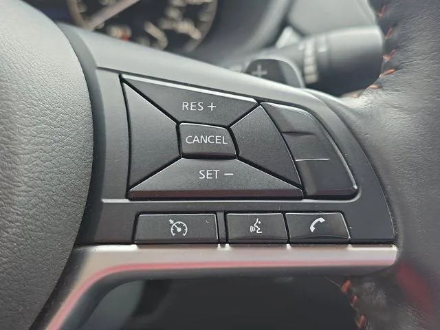 2022 Nissan Altima 2.5 SR photo 29