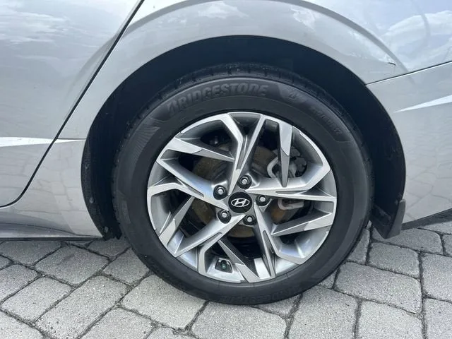 2020 Hyundai Sonata SEL photo 11