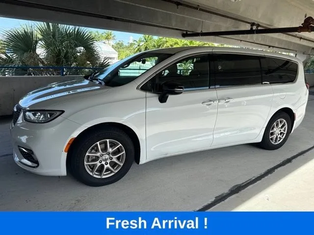 2024 Chrysler Pacifica