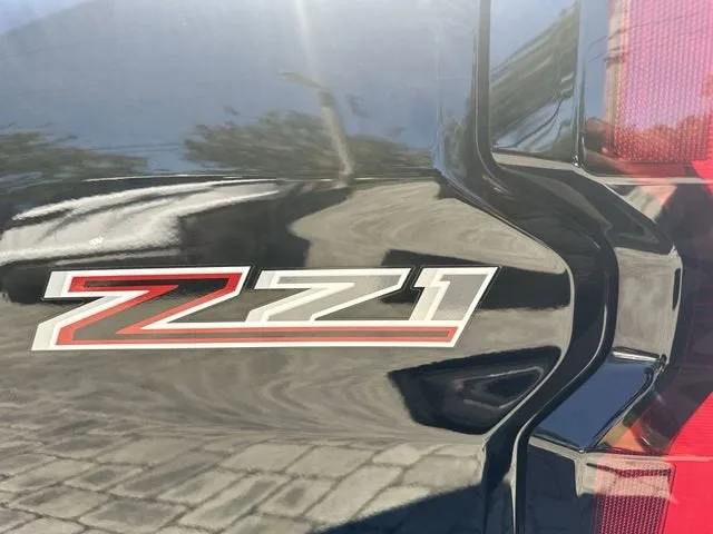 2024 Chevrolet Colorado Z71 photo 31