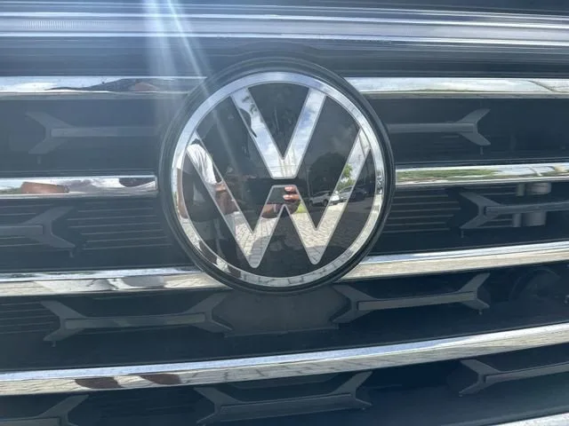 2024 Volkswagen Atlas 2.0T SE w/Technology photo 10