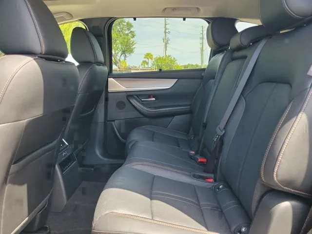 2024 Mazda CX-90 3.3 Turbo Preferred photo 15