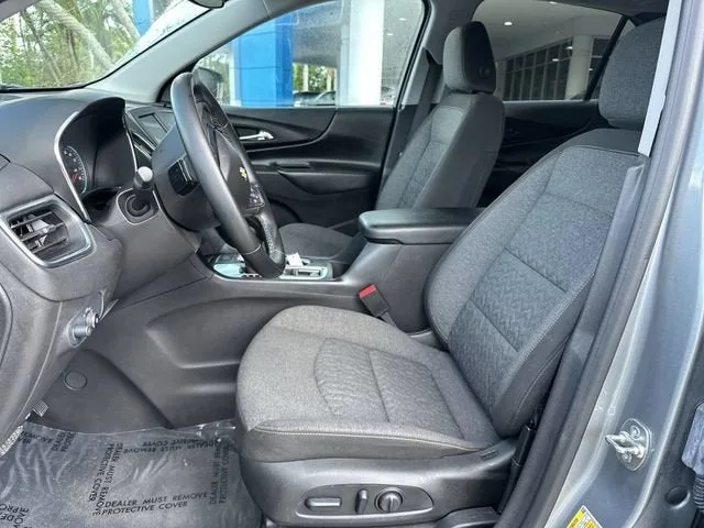 2024 Chevrolet Equinox LT photo 30