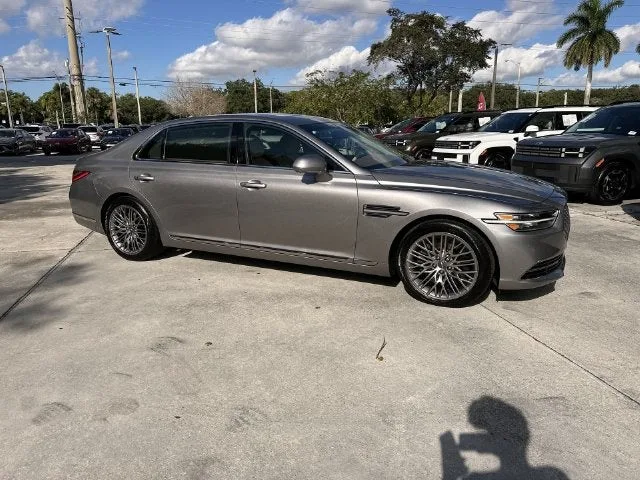 2021 Genesis G90 3.3T Premium photo 15