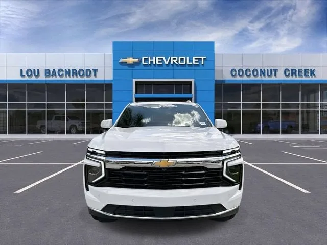 2025 Chevrolet Tahoe LS photo 3