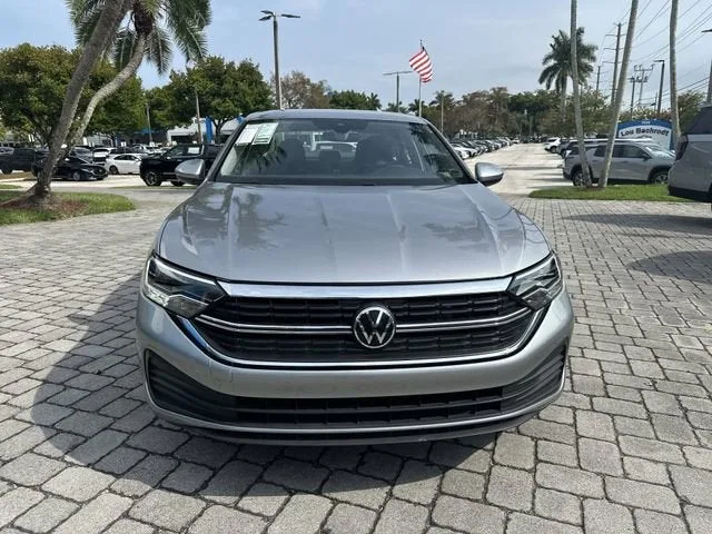 2024 Volkswagen Jetta SE photo 39