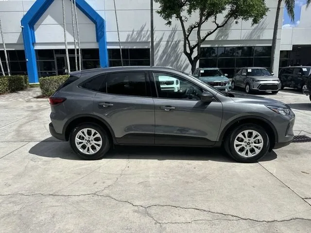 2025 Ford Escape Active photo 35