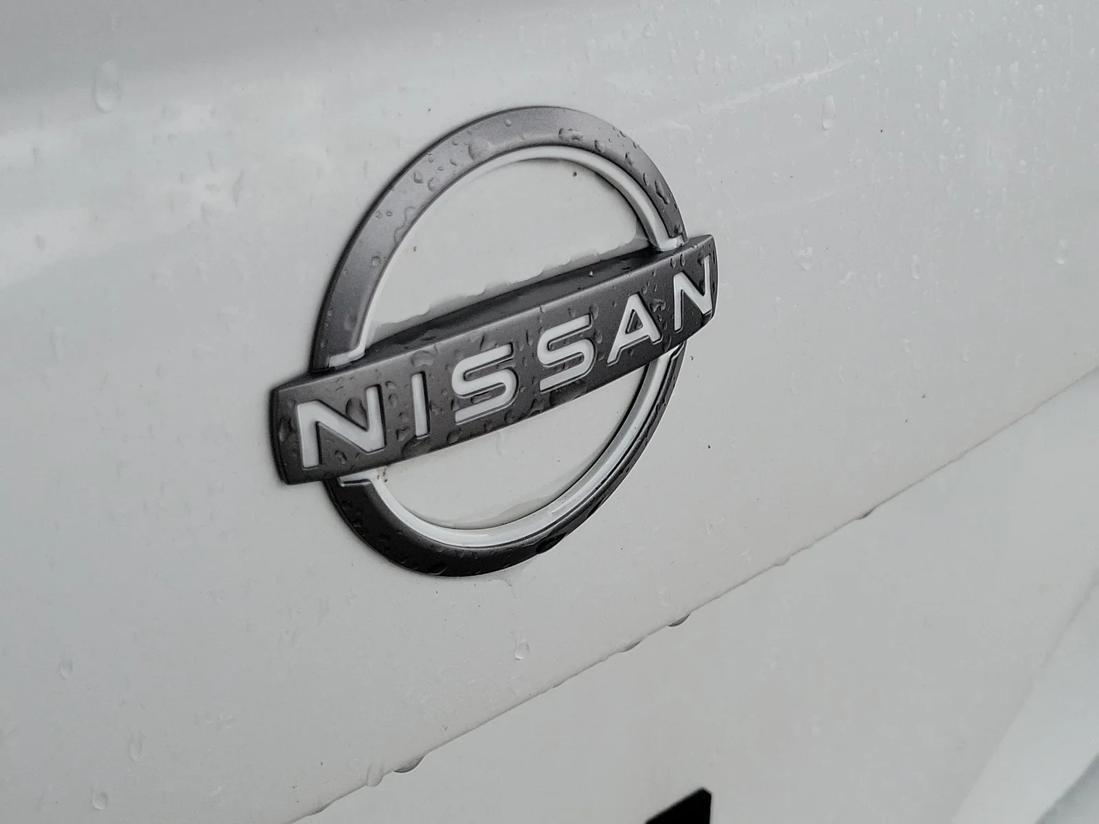 2024 Nissan Versa SV photo 10