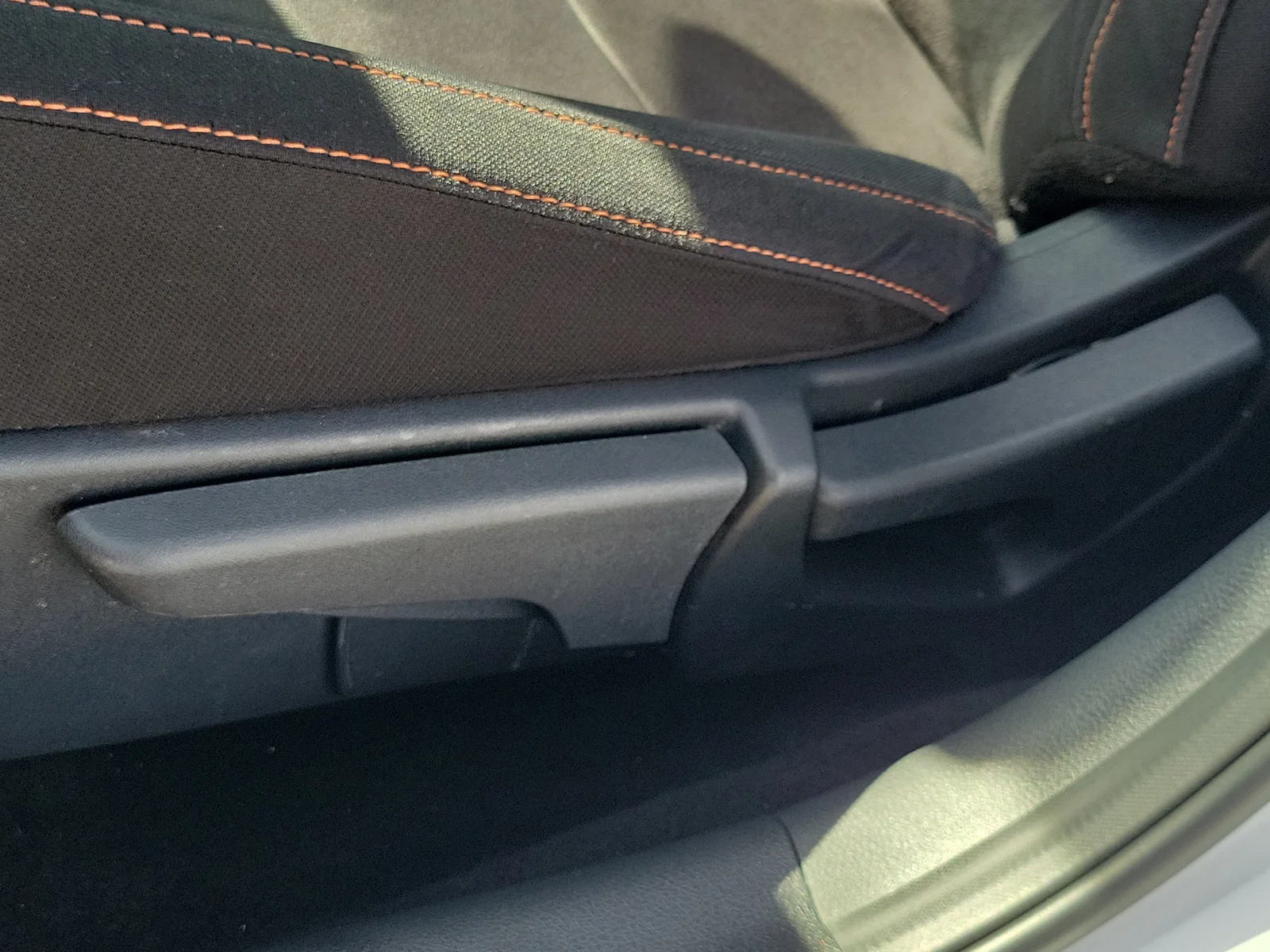 2021 Nissan Sentra SR photo 18
