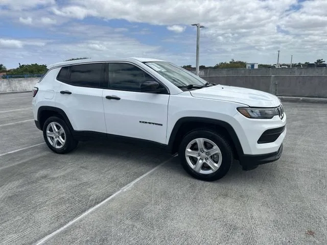 2023 Jeep Compass Sport photo 37