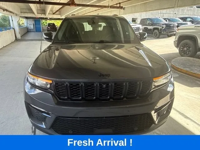 2023 Jeep Grand Cherokee Limited photo 19