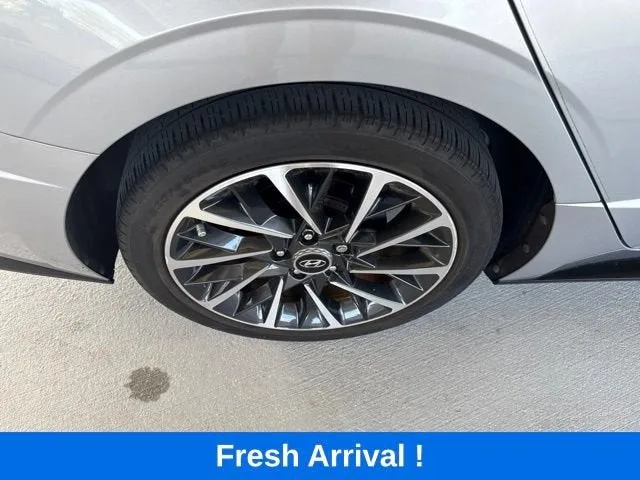 2023 Hyundai Sonata Limited photo 24