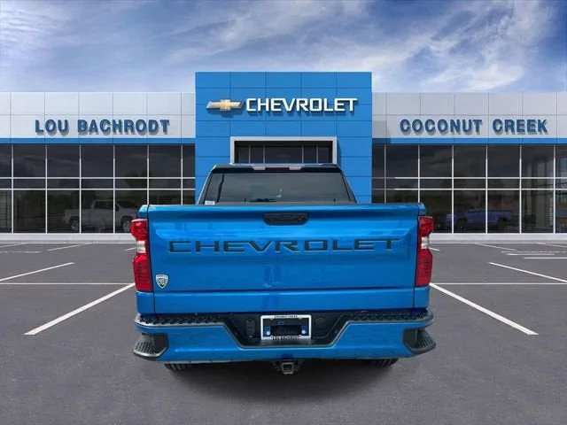 2022 Chevrolet Silverado 1500 Custom photo 7