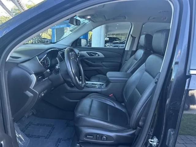 2021 Chevrolet Traverse LT Leather photo 30