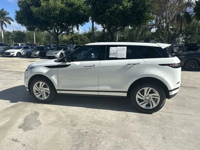 2024 Land Rover Range Rover Evoque Core S photo 14
