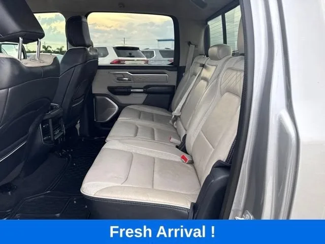 2023 RAM 1500 Limited photo 3