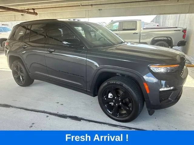 2023 Jeep Grand Cherokee Limited photo 16