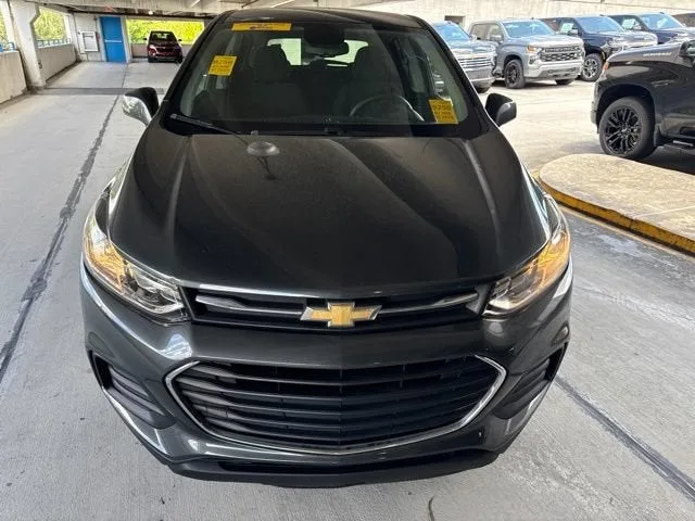 2020 Chevrolet Trax LS photo 18