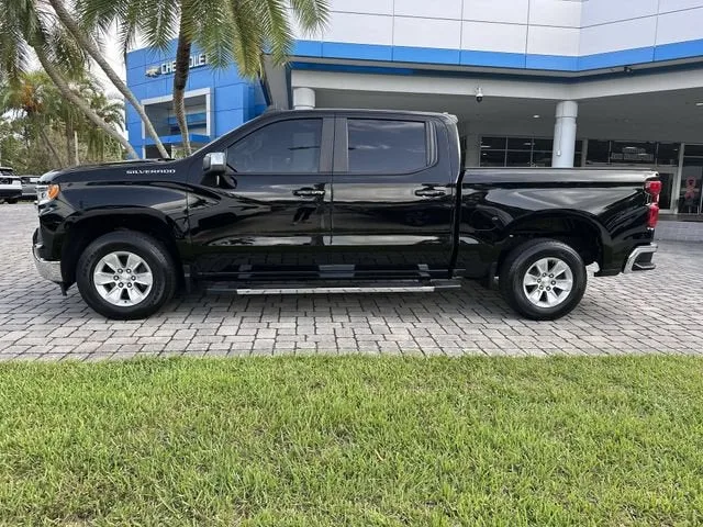 2023 Chevrolet Silverado 1500 LT photo 32