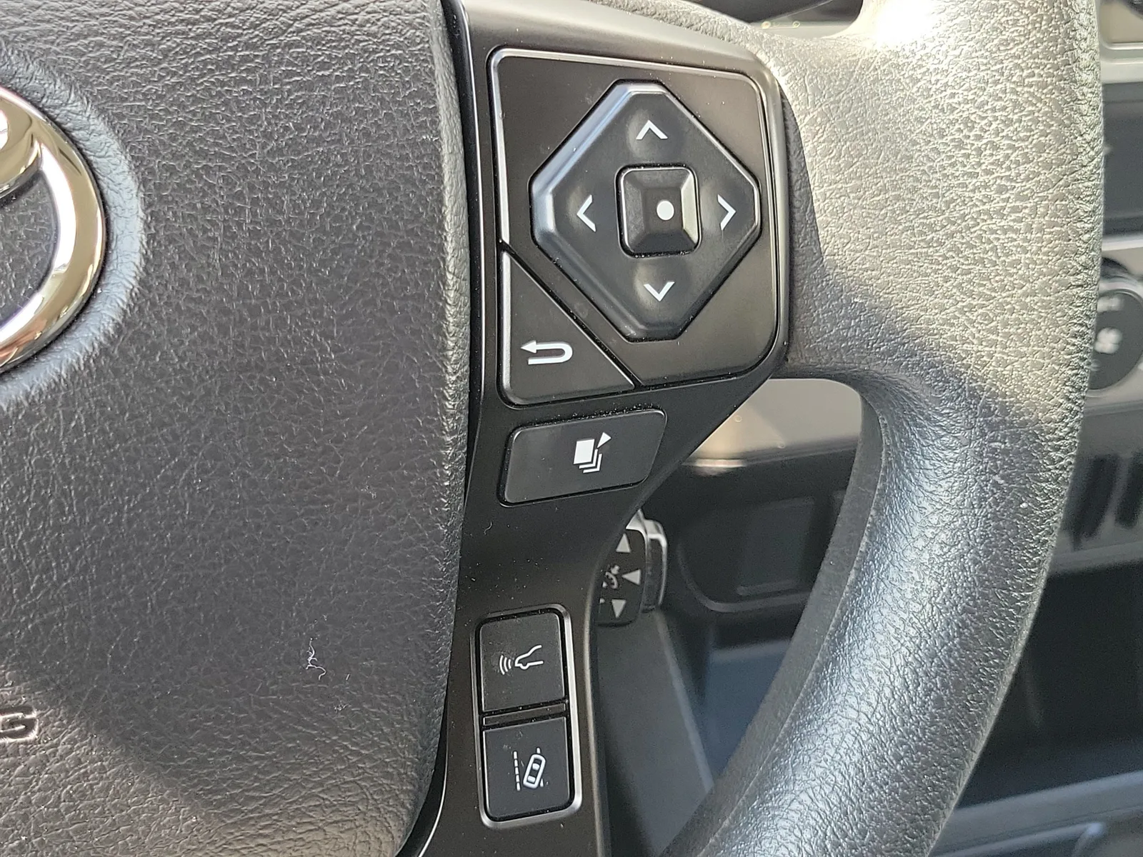 2022 Toyota Tacoma 2WD SR photo 26