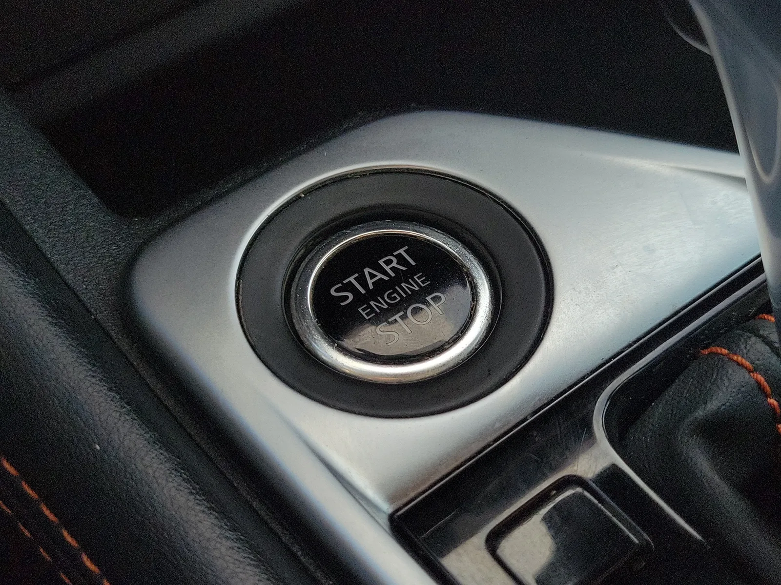 2021 Nissan Sentra SR photo 30
