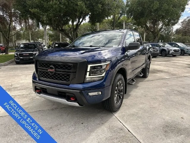 2021 Nissan Titan PRO-4X photo 19
