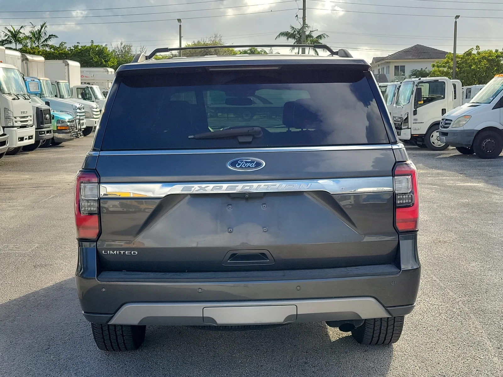 2021 Ford Expedition Limited photo 4