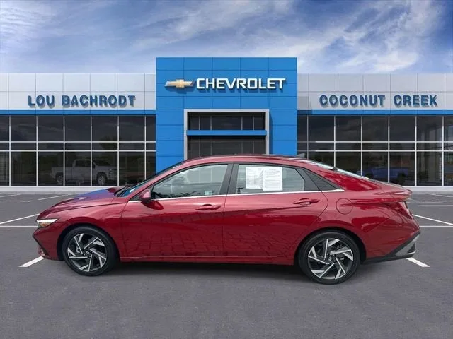 2025 Hyundai Elantra SEL Convenience photo 5
