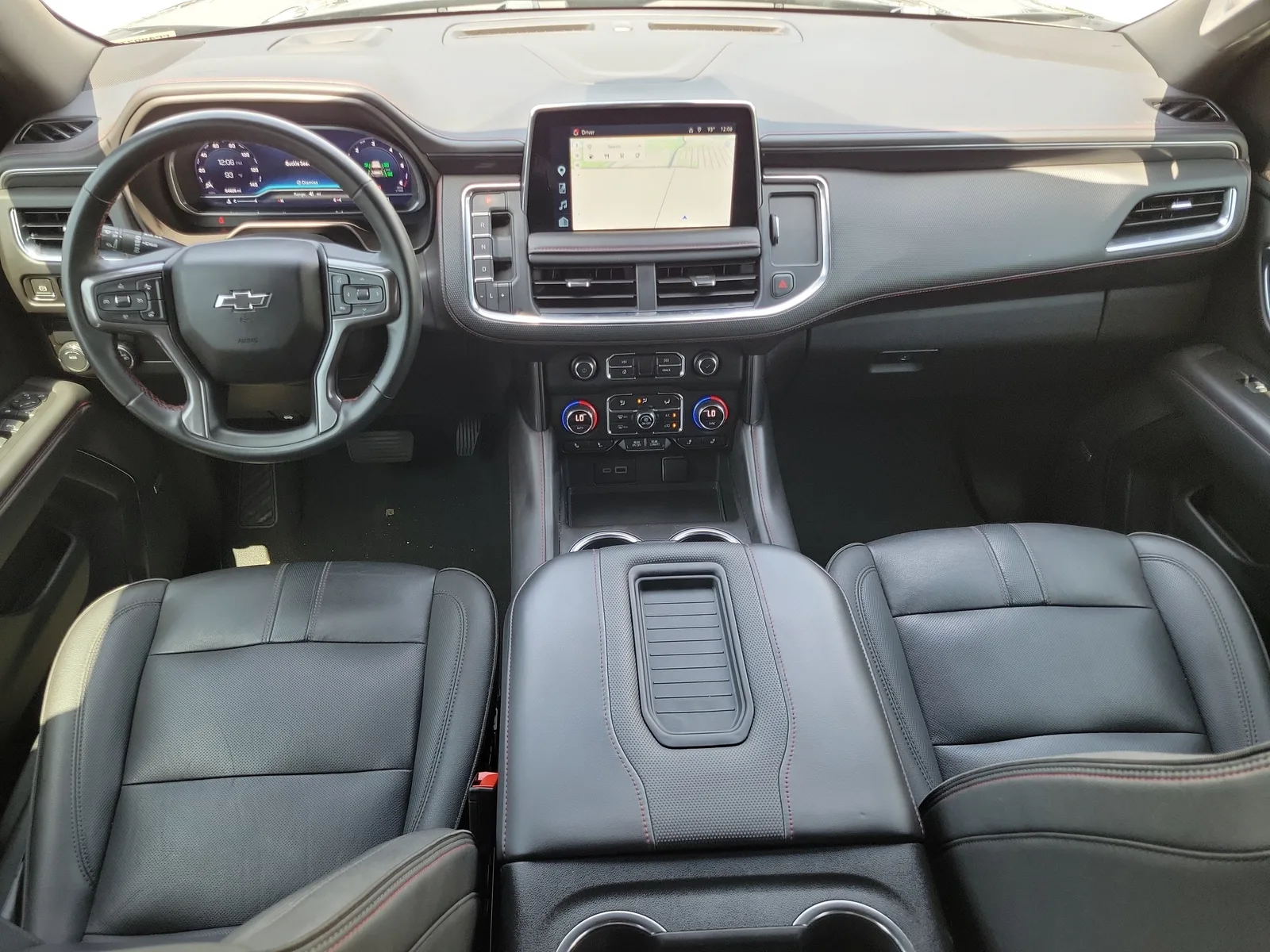 2023 Chevrolet Suburban RST photo 19
