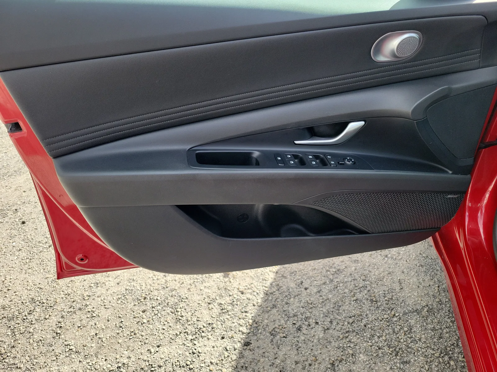 2025 Hyundai Elantra Limited photo 22