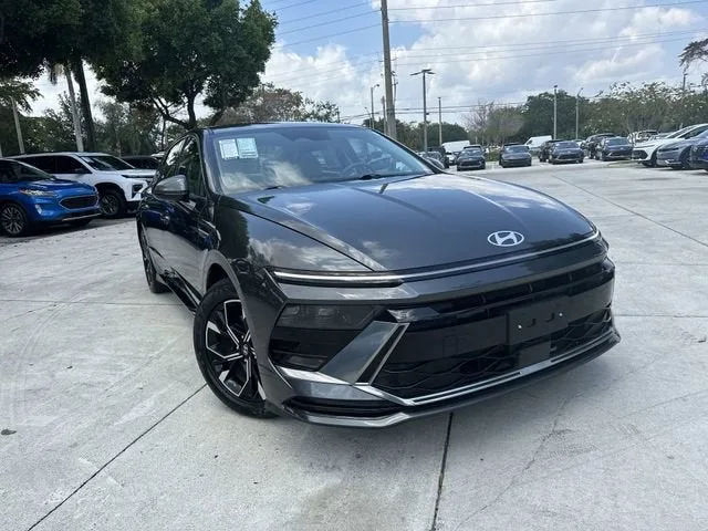 2025 Hyundai Sonata SEL photo 40