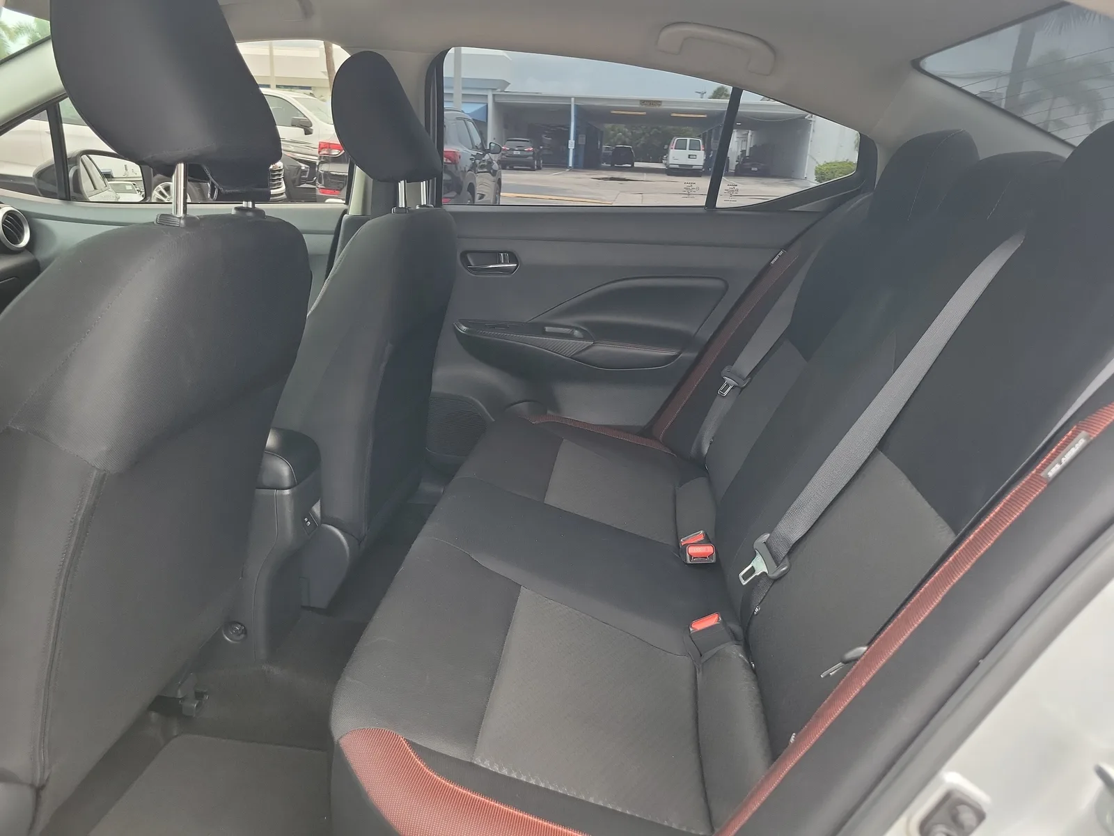 2025 Nissan Versa SR photo 11