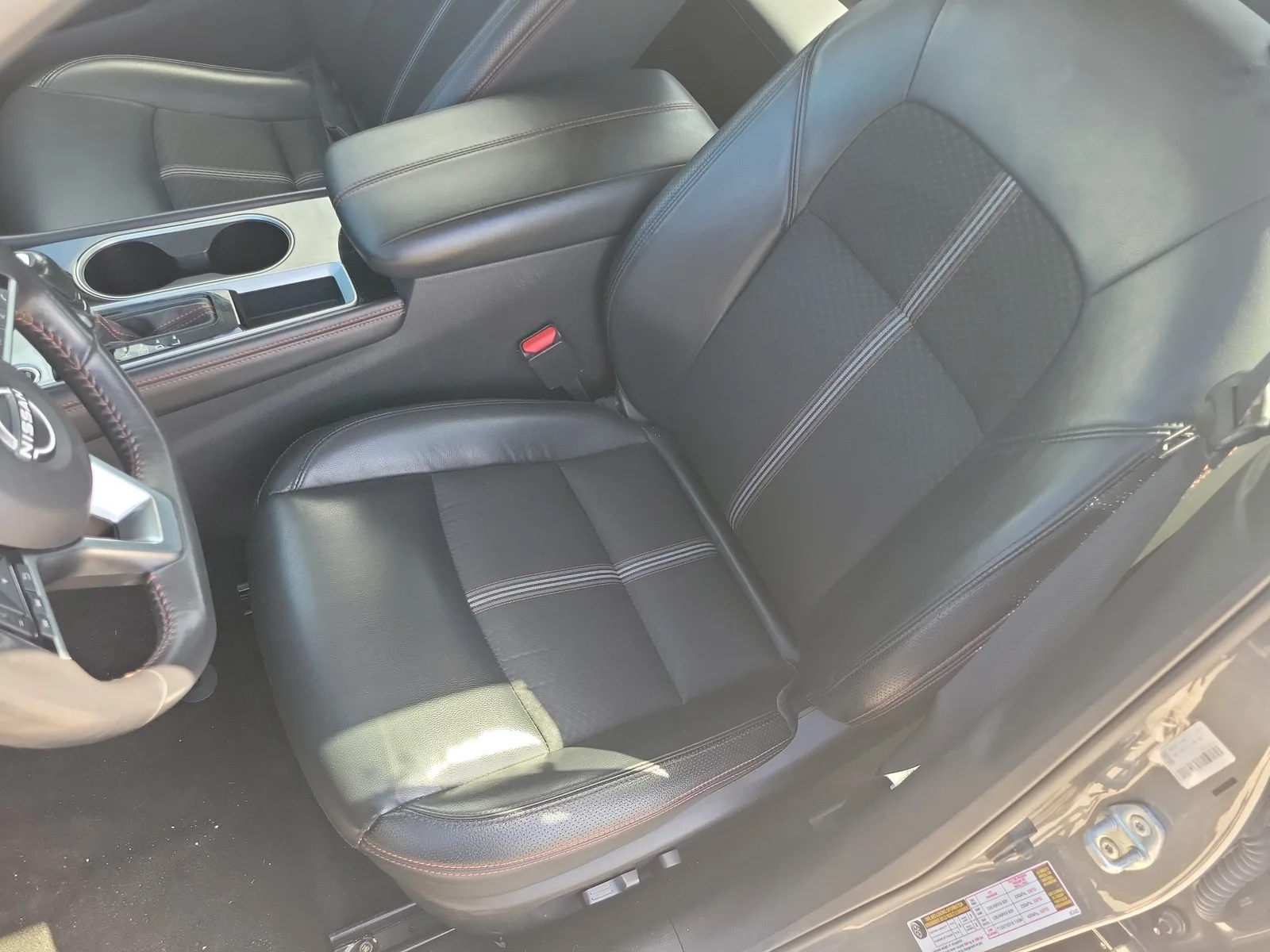 2024 Nissan Altima 2.5 SR photo 17