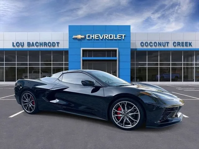 2023 Chevrolet Corvette Stingray 2LT photo 2