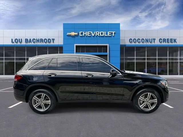 2022 Mercedes-Benz GLC GLC 300 photo 9