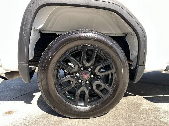 2024 GMC Sierra 1500 Elevation photo 11