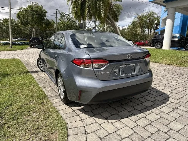 2024 Toyota Corolla LE photo 12