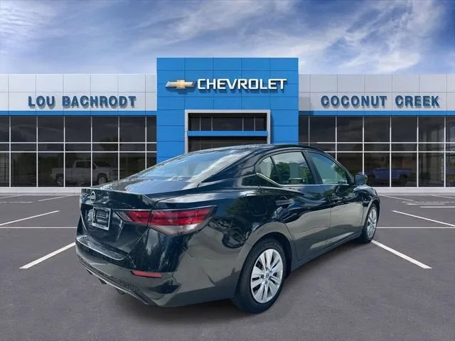 2024 Nissan Sentra S photo 8
