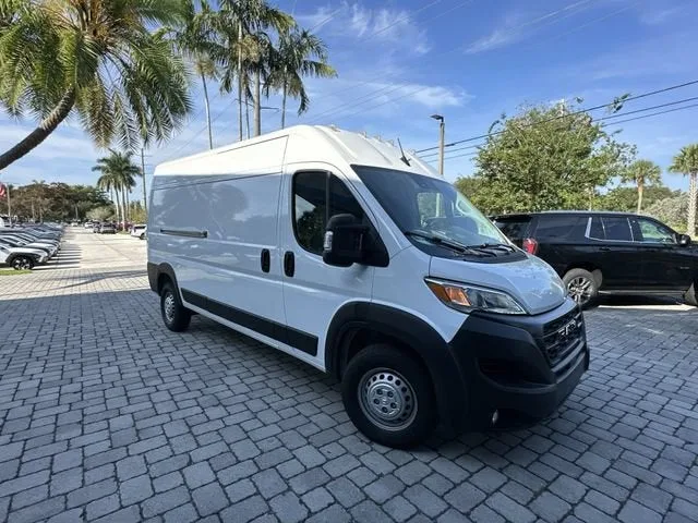 2025 RAM ProMaster Cargo Van Tradesman photo 16