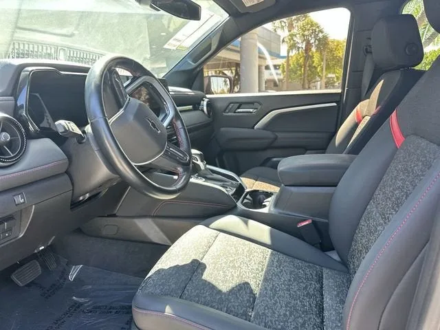 2024 Chevrolet Colorado Z71 photo 23