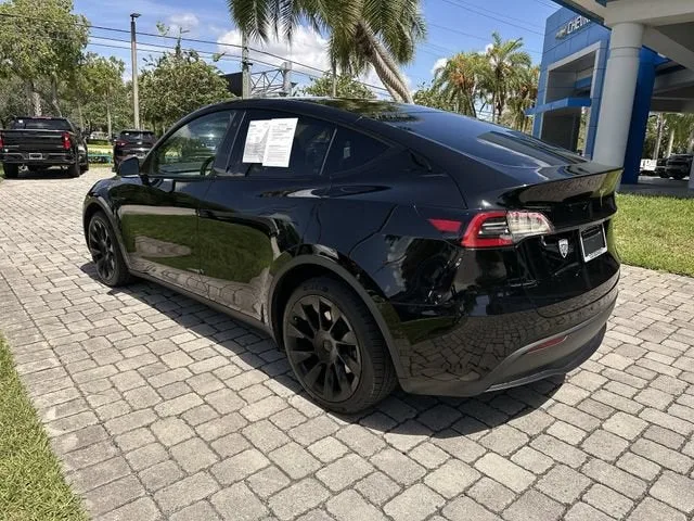2023 Tesla Model Y Long Range photo 34