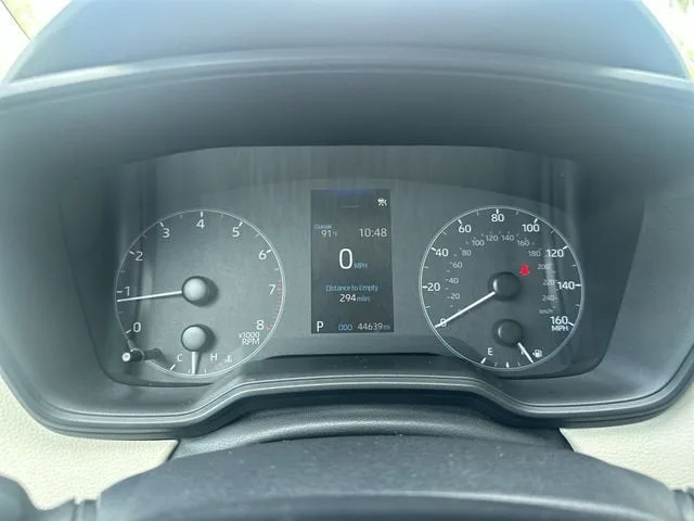 2024 Toyota Corolla LE photo 26