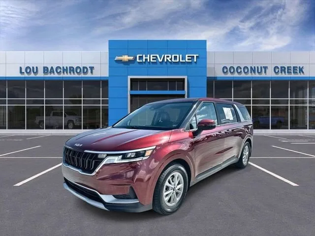2024 Kia Carnival LX photo 4
