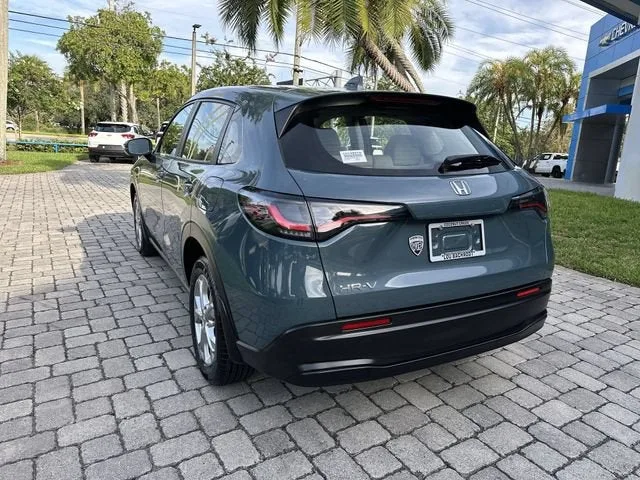 2024 Honda HR-V LX photo 33
