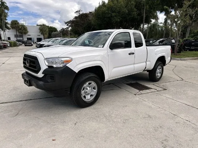 2022 Toyota Tacoma 2WD SR photo 21