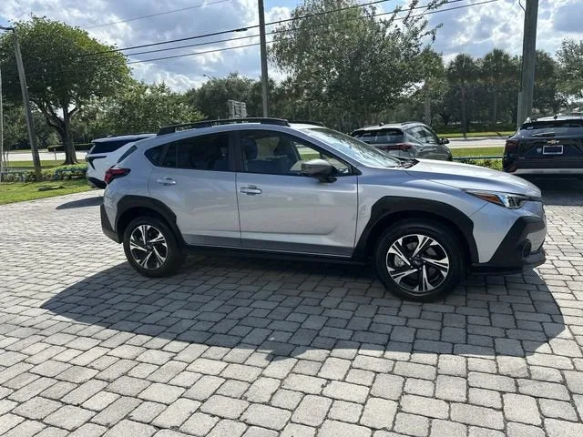 2025 Subaru Crosstrek Premium photo 31