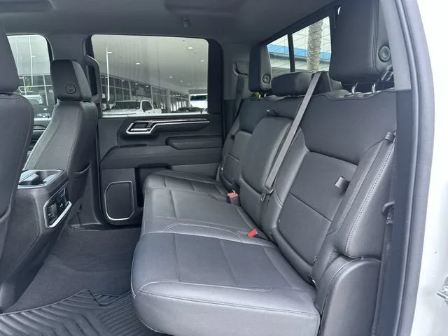 2024 Chevrolet Silverado 3500 HD LTZ photo 27