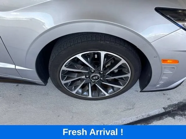 2023 Hyundai Sonata Limited photo 23