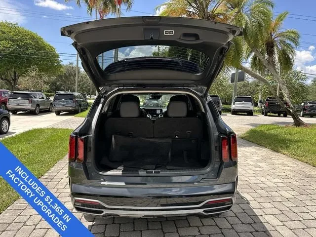 2023 Kia Sorento EX photo 28