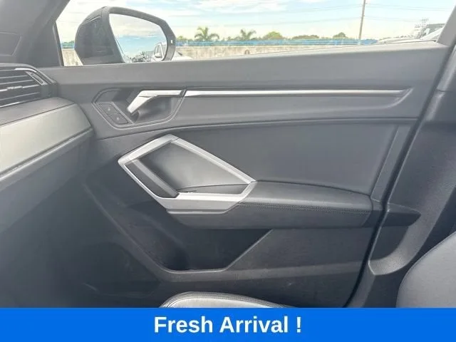 2025 Audi Q3 S line Premium photo 12